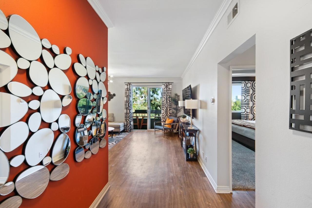 Beverly Hills 2 Bed 2 Bath Penthouse With Den And Parking 414 Los Angeles Luaran gambar