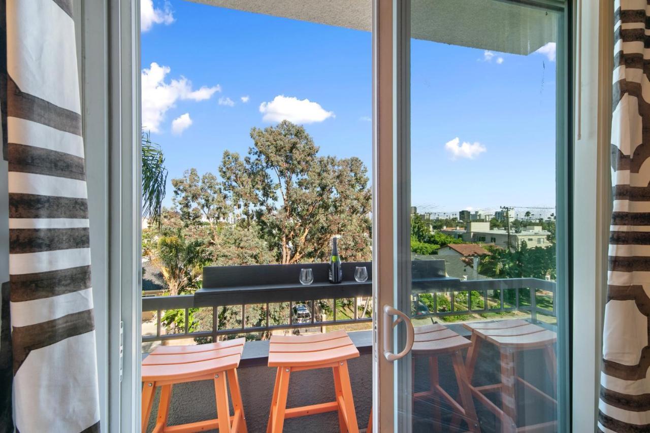 Beverly Hills 2 Bed 2 Bath Penthouse With Den And Parking 414 Los Angeles Luaran gambar
