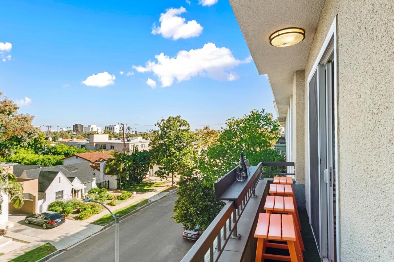 Beverly Hills 2 Bed 2 Bath Penthouse With Den And Parking 414 Los Angeles Luaran gambar